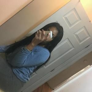 Meet your Posher, Laricka